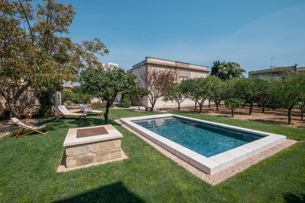 Villa Delle Zagare - Private Hydromassage Pool Surbo エクステリア 写真