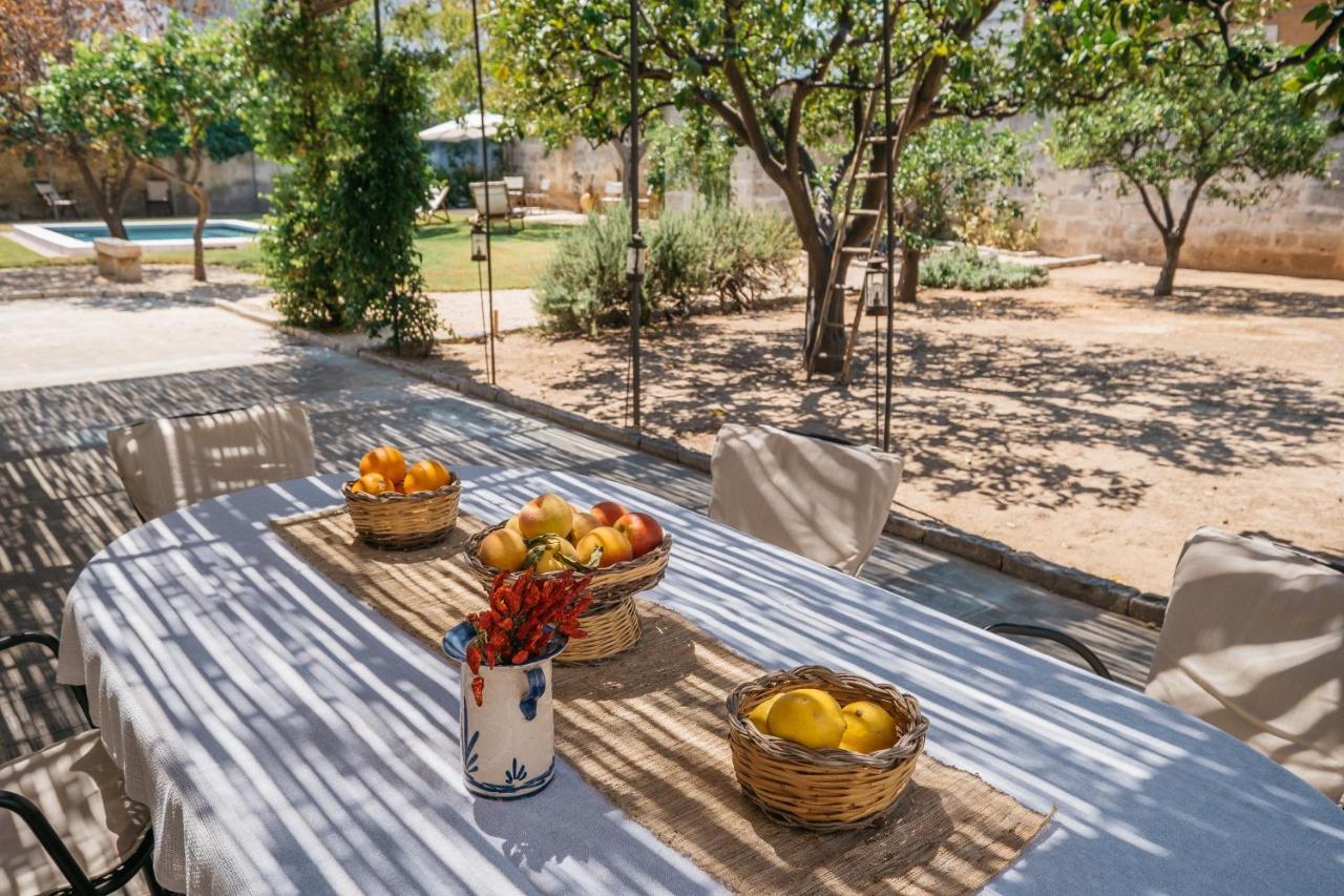 Villa Delle Zagare - Private Hydromassage Pool Surbo エクステリア 写真