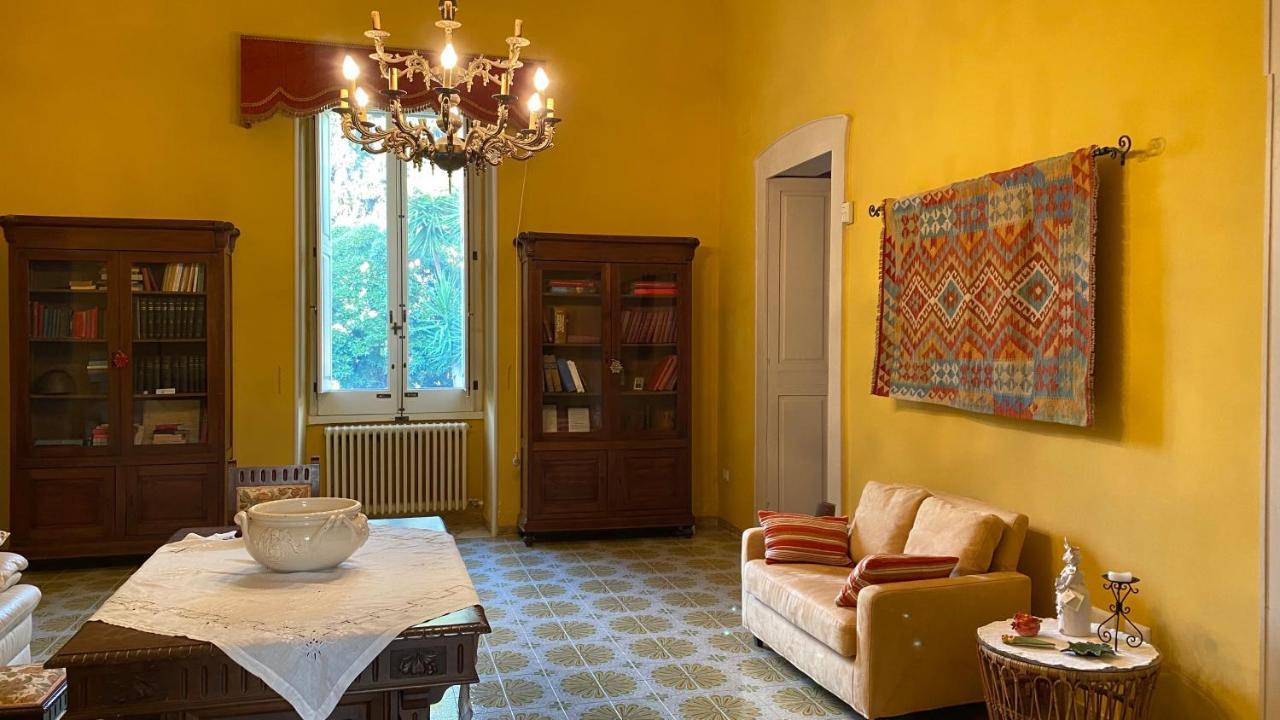 Villa Delle Zagare - Private Hydromassage Pool Surbo エクステリア 写真