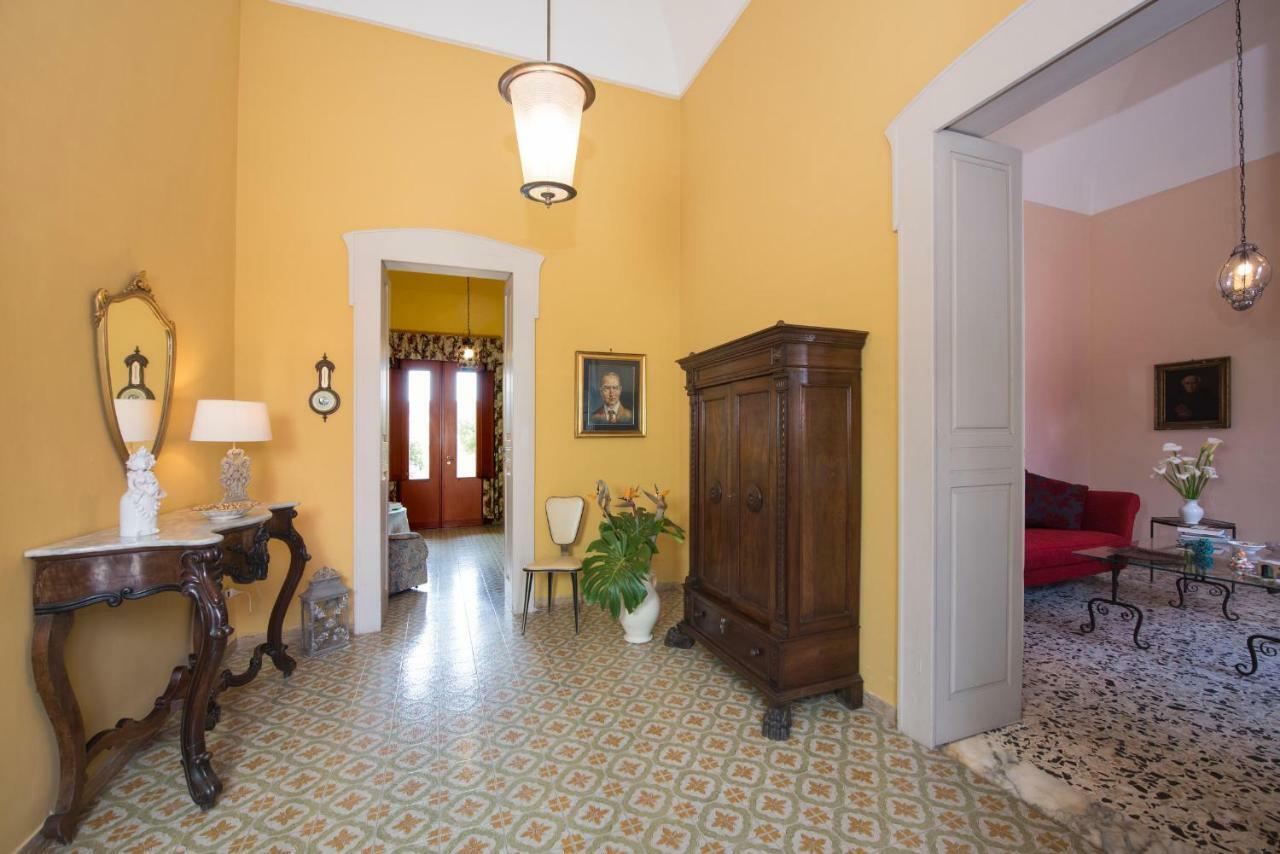 Villa Delle Zagare - Private Hydromassage Pool Surbo エクステリア 写真