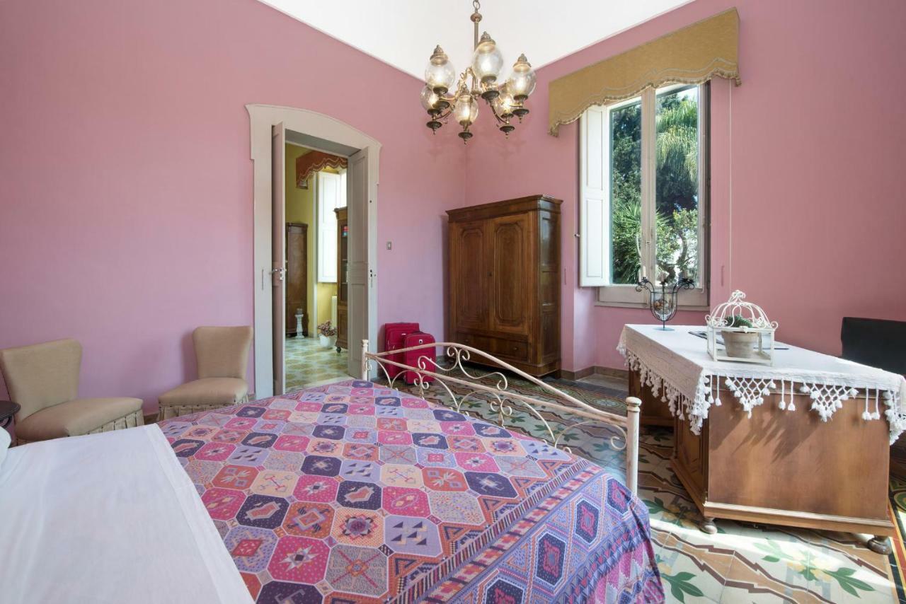 Villa Delle Zagare - Private Hydromassage Pool Surbo エクステリア 写真