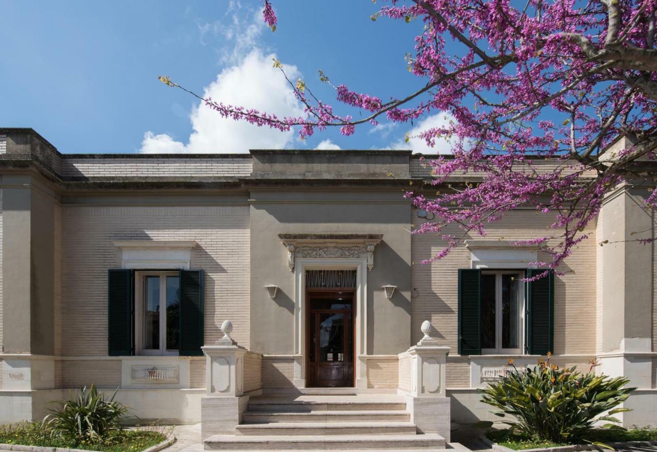 Villa Delle Zagare - Private Hydromassage Pool Surbo エクステリア 写真